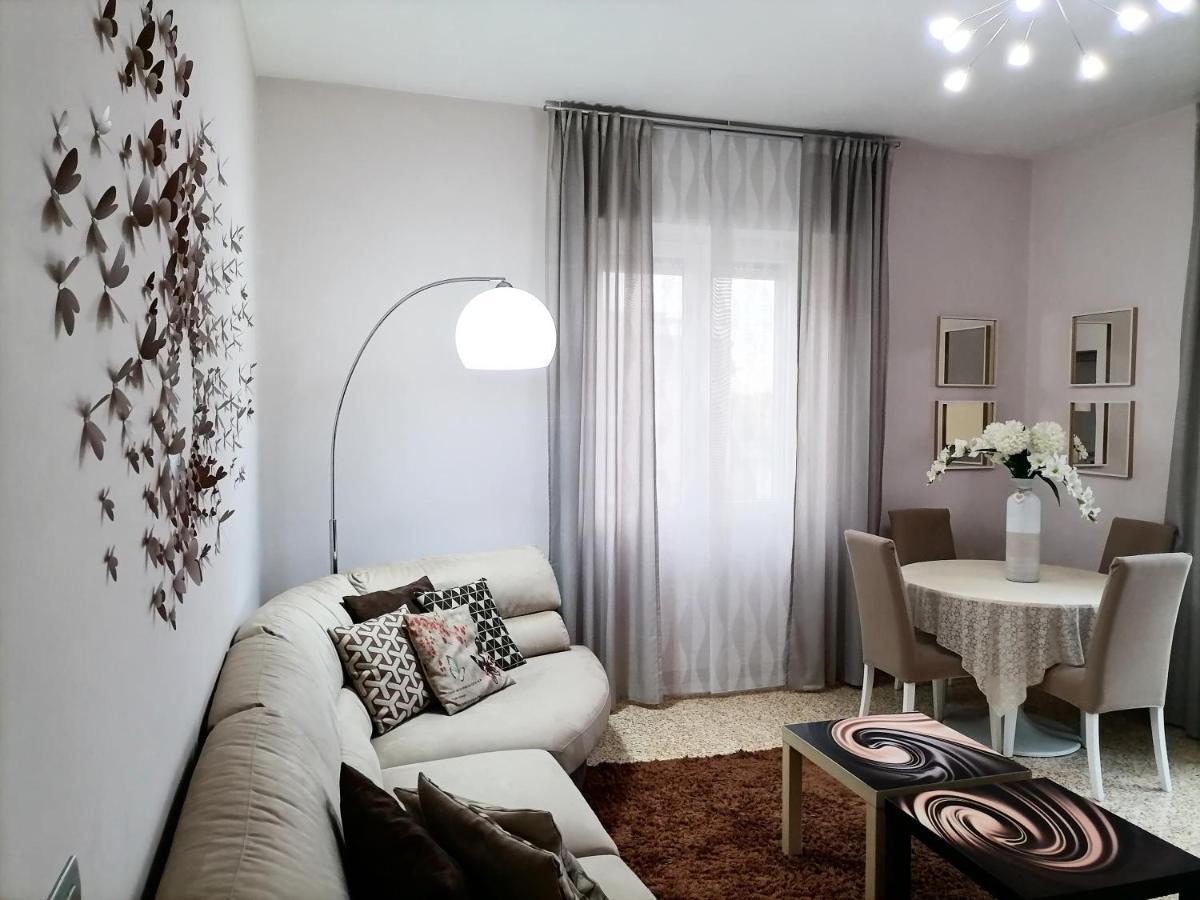 La Casa Di Giulia Apartamento Caserta Exterior foto